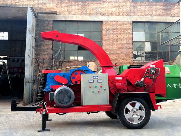 電動(dòng)小型碎枝機(jī)